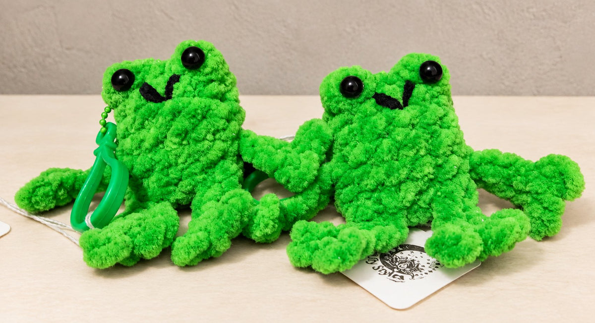 Crochet Leggy Froggy Keychains