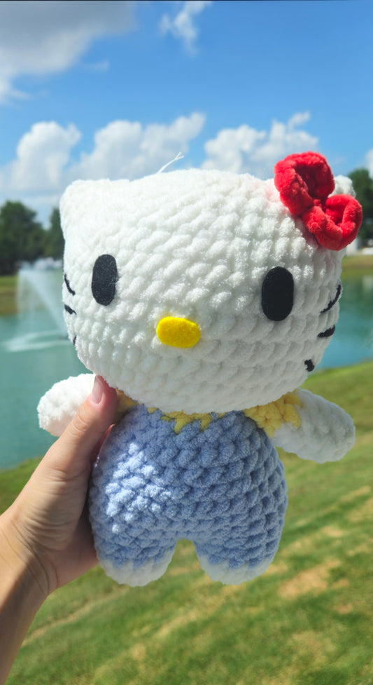 Crochet Hello Kittee and Kur-omii